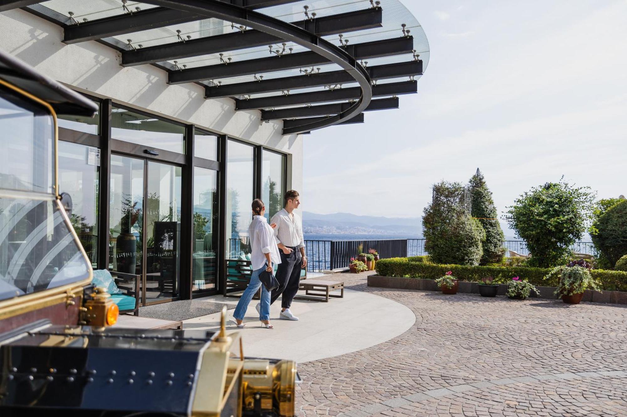 Amadria Park Hotel Royal Опатия Екстериор снимка