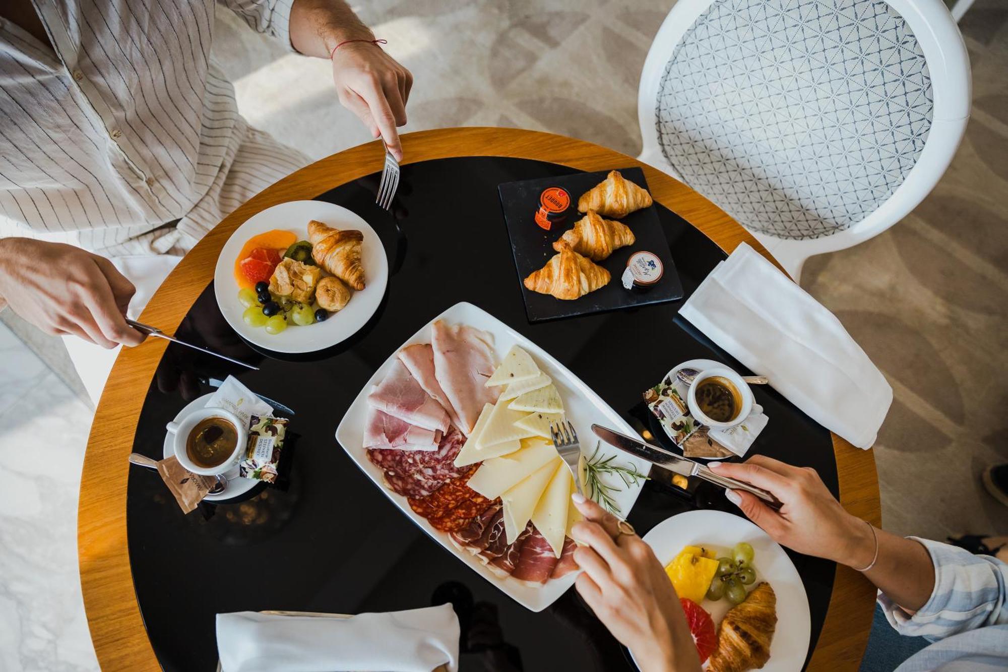 Amadria Park Hotel Royal Опатия Екстериор снимка
